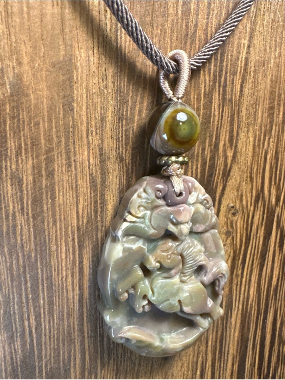 Alashan Agate Horse Carving Pendant Necklace on Brown Rope - Picture 5 of 16